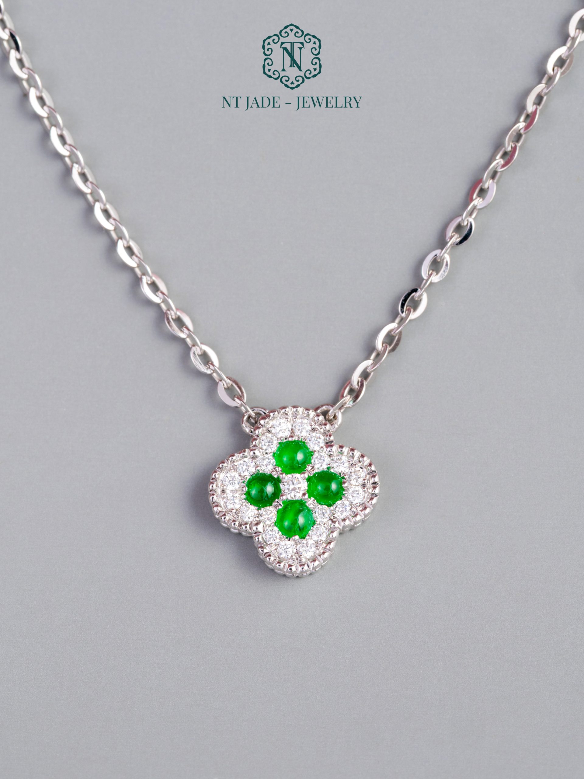 Dây chuyền cỏ bốn lá