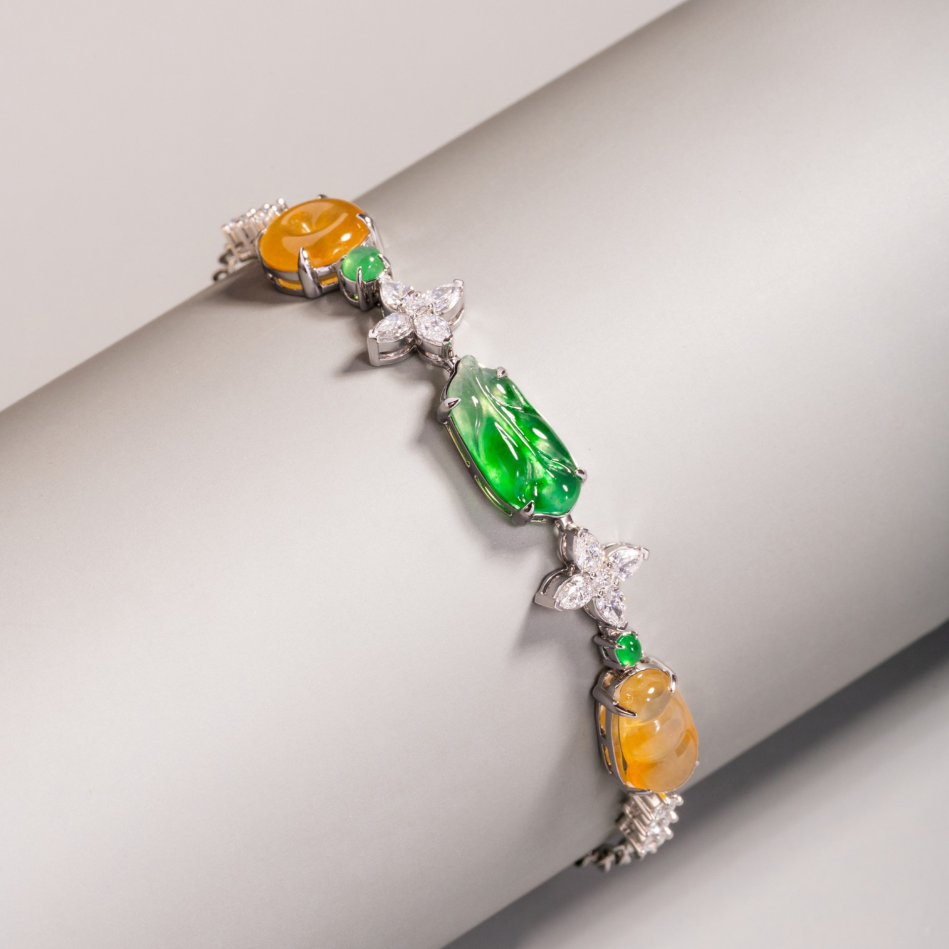 vòng tay ngọc phỉ thuý